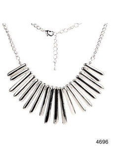 Silver Metal Spikes Necklace
