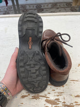 Cargar imagen en el visor de la galería, Earth Shoe Brown Leather Lace Up Boots (Size 6.5)
