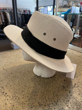 Cargar imagen en el visor de la galería, NWT Madd Hatter Paper Sun Hat (Size S/M)

