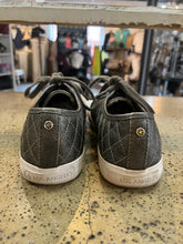 Load image into Gallery viewer, GBG Los Angeles Metallic Grey Sneakers (Size 10)
