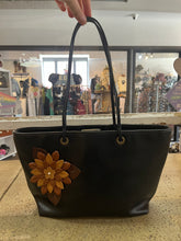 Load image into Gallery viewer, Liz Claiborne Flower Black Purse
