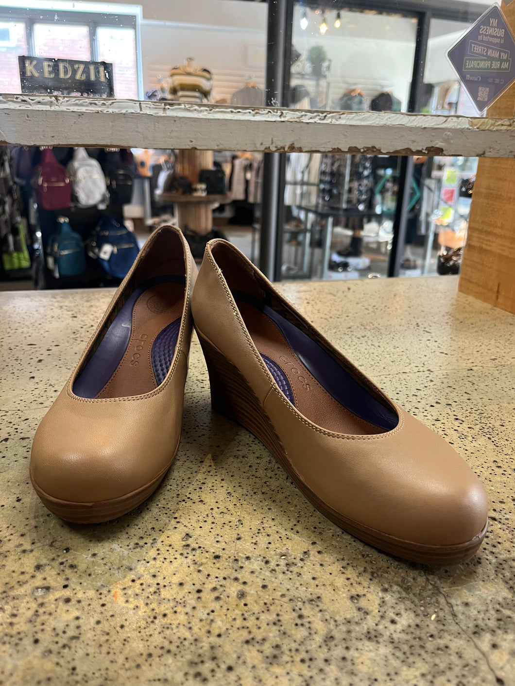 Crocs Leather Wedges (Size 7)