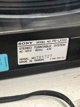 Cargar imagen en el visor de la galería, Vintage Sony PS-LX100 LP Turntable
