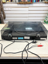 Cargar imagen en el visor de la galería, Vintage Sony PS-LX100 LP Turntable
