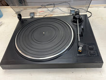 Cargar imagen en el visor de la galería, Vintage Sony PS-LX100 LP Turntable
