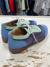 Load image into Gallery viewer, Holographic Blue &amp; Green Oxford Lace Up Shoes (Size 8/EU 39)
