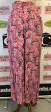 Cargar imagen en el visor de la galería, Pink Boho Wide Leg Pants (Size L)
