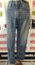Cargar imagen en el visor de la galería, Levi's 505 Regular Fit Jeans (Size 34W/30L)
