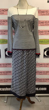 Cargar imagen en el visor de la galería, Tommy Hilfiger Logo Lounge Pants (Size XXL)
