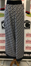 Cargar imagen en el visor de la galería, Tommy Hilfiger Logo Lounge Pants (Size XXL)
