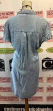 Cargar imagen en el visor de la galería, Short Sleeve Denim T-Shirt Dress (Size XL)
