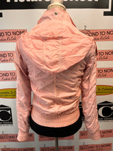 Charger l'image dans la galerie, Baby Pink Nylon Jacket (Size XS)
