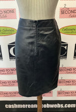 Load image into Gallery viewer, Vintage Elle B. Black Leather Pencil Skirt (Size 12)
