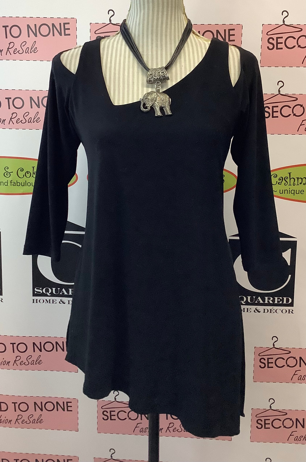 Asymmetrical Cold Shoulder Top (Size 6)