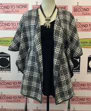 Load image into Gallery viewer, Asymmetrical Cold Shoulder Top (Size 6)
