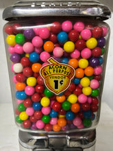 Charger l'image dans la galerie, Retro Glass Beaver Gumball Machine
