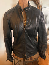 Charger l'image dans la galerie, Danier Black Leather Motorcycle Bomber Jacket (Size Small)

