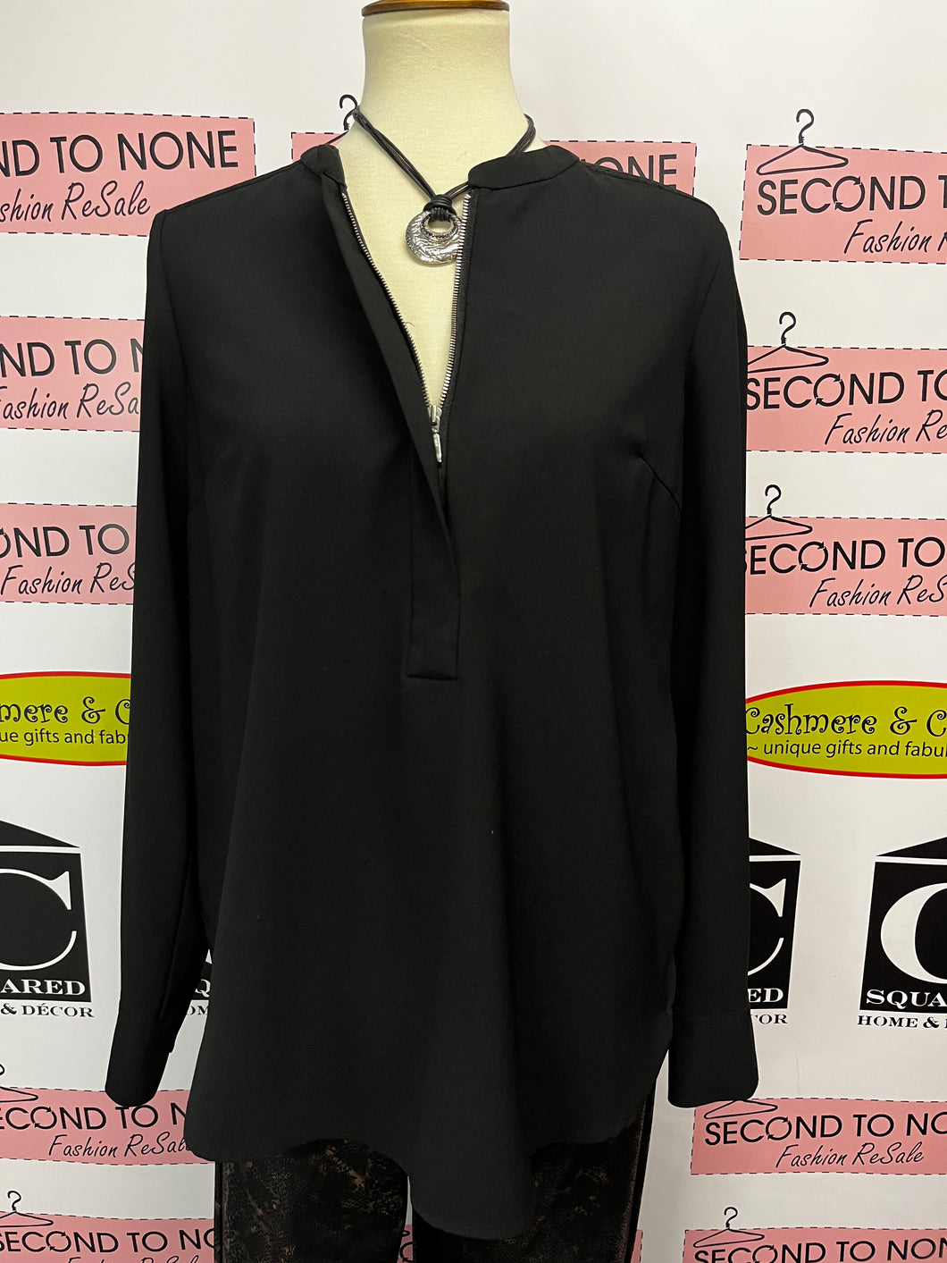 Hilary Radley Tunic Top (Size M)