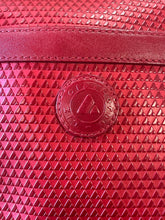 Cargar imagen en el visor de la galería, 1980s Liz Claiborne Cherry Leather Purse
