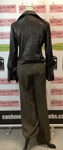 Load image into Gallery viewer, Chocolate Shine Top (Size M)
