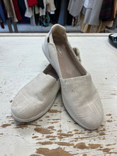 Charger l'image dans la galerie, Clarks Breeze Step II Slip On Shoes (Size 11)
