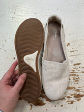 Charger l'image dans la galerie, Clarks Breeze Step II Slip On Shoes (Size 11)
