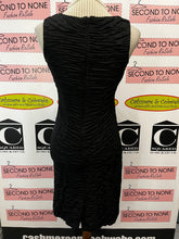 Cargar imagen en el visor de la galería, NWT 2 PC Sheena Dress &amp; Shawl Set (Size S)
