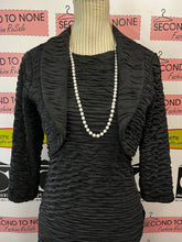 Cargar imagen en el visor de la galería, NWT 2 PC Sheena Dress &amp; Shawl Set (Size S)
