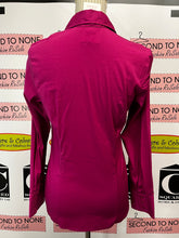 Cargar imagen en el visor de la galería, NWT S.Oliver Fuschia Blouse (Size 6)
