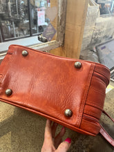 Cargar imagen en el visor de la galería, Vintage Samsonite Carry-On Suitcase
