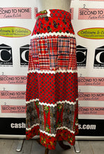 Cargar imagen en el visor de la galería, Handmade Printed A-Line Maxi Skirt (Size 28”W)
