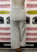 Load image into Gallery viewer, Orly Elegant B&amp;W Stripe 2pc Pant Set (Size S)
