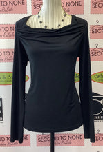 Load image into Gallery viewer, Hiroko Black Ruched Top (M)
