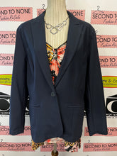 Load image into Gallery viewer, NWT Ricki’s Navy Blazer (Size XL)
