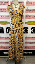 Charger l'image dans la galerie, Gorgeous Wildflower Maxi Dress (Size M/L)
