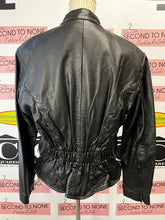Cargar imagen en el visor de la galería, Black Genuine Leather Motorcycle Jacket (Size M)

