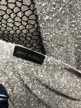 Load image into Gallery viewer, Steve Madden Soft-Knit Shawl (One Size)
