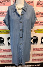 Charger l'image dans la galerie, Lightweight Denim Shirt Dress (Size XL)
