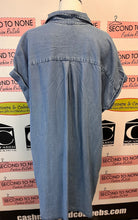 Charger l'image dans la galerie, Lightweight Denim Shirt Dress (Size XL)
