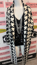 Load image into Gallery viewer, Black Large Sequin Sweater Vest (Size L)
