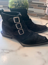Load image into Gallery viewer, Men's Designer John Fluevog Suede Boots (Size 9.5)
