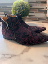 Load image into Gallery viewer, Men's Designer John Fluevog Tapestry Ankle Boot (Size 10)
