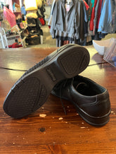 Load image into Gallery viewer, Textured Leather Orthopaedic Loafers (Size 8)
