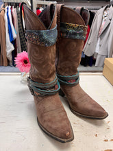 Cargar imagen en el visor de la galería, Durango Women's Cowboy Boots (Size 7.5)
