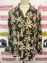 Load image into Gallery viewer, Long-Sleeve Abstract Hawaiian Shirts (5 Assorted Styles/Sizes)
