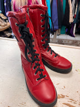 Cargar imagen en el visor de la galería, Olang Red Hiking Boots with Retractable Grips (Size 41= 10)

