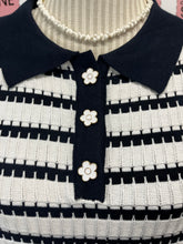 Load image into Gallery viewer, Vintage-Inspired Striped Sweater
