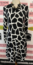 Cargar imagen en el visor de la galería, Michaels Kors Giraffe Print Sweater Dress (Size M)

