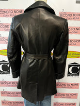 Charger l'image dans la galerie, Oscar Leopold Belted Leather Jacket (Size S)
