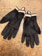 Load image into Gallery viewer, Vintage Pierre Cardin Kid Leather Driving Gloves (Size 7 1/2)
